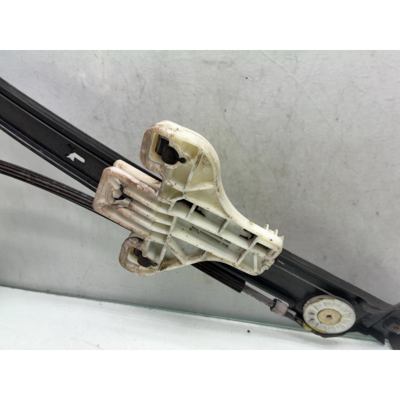 Leve vitre electrique arriere gauche SEAT ALTEA Photo n°2