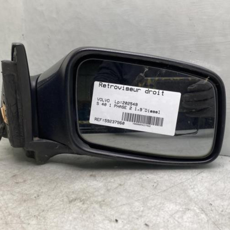 Retroviseur droit VOLVO S 40 1 Photo n°1