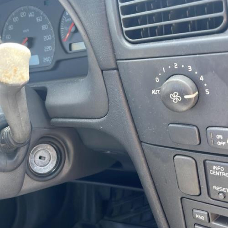 Retroviseur droit VOLVO S 40 1 Photo n°11