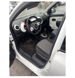 RENAULT TWINGO 3 PHASE 1 1.0i - 12V SCE 70