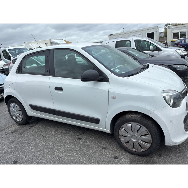 RENAULT TWINGO 3 PHASE 1 1.0i - 12V SCE 70 Photo n°16