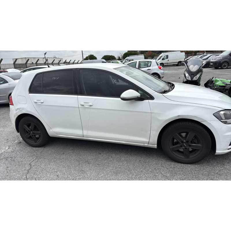 VOLKSWAGEN GOLF 7 PHASE 2 1.6 TDI - 16V TURBO Photo n°7