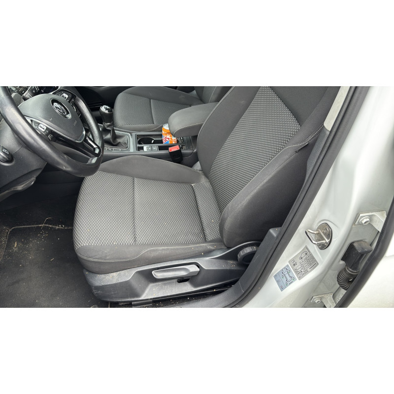 VOLKSWAGEN GOLF 7 PHASE 2 1.6 TDI - 16V TURBO Photo n°12