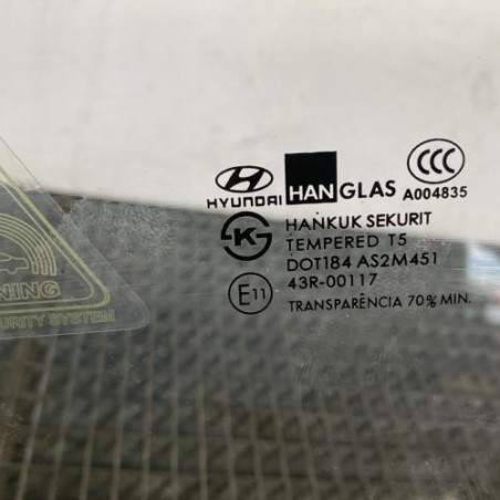 Vitre avant gauche HYUNDAI COUPE 2