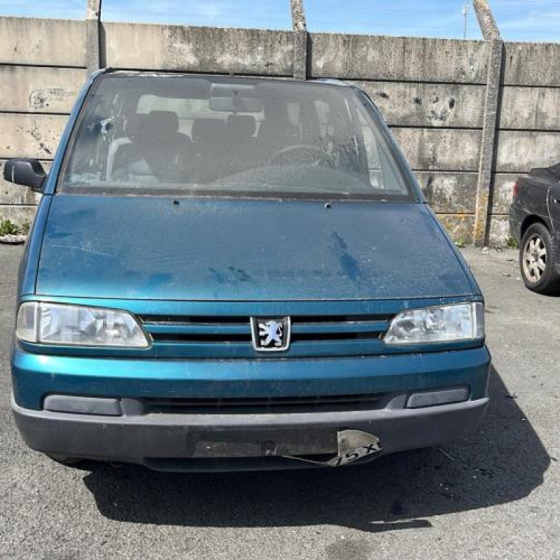 Calandre PEUGEOT 806 Photo n°3