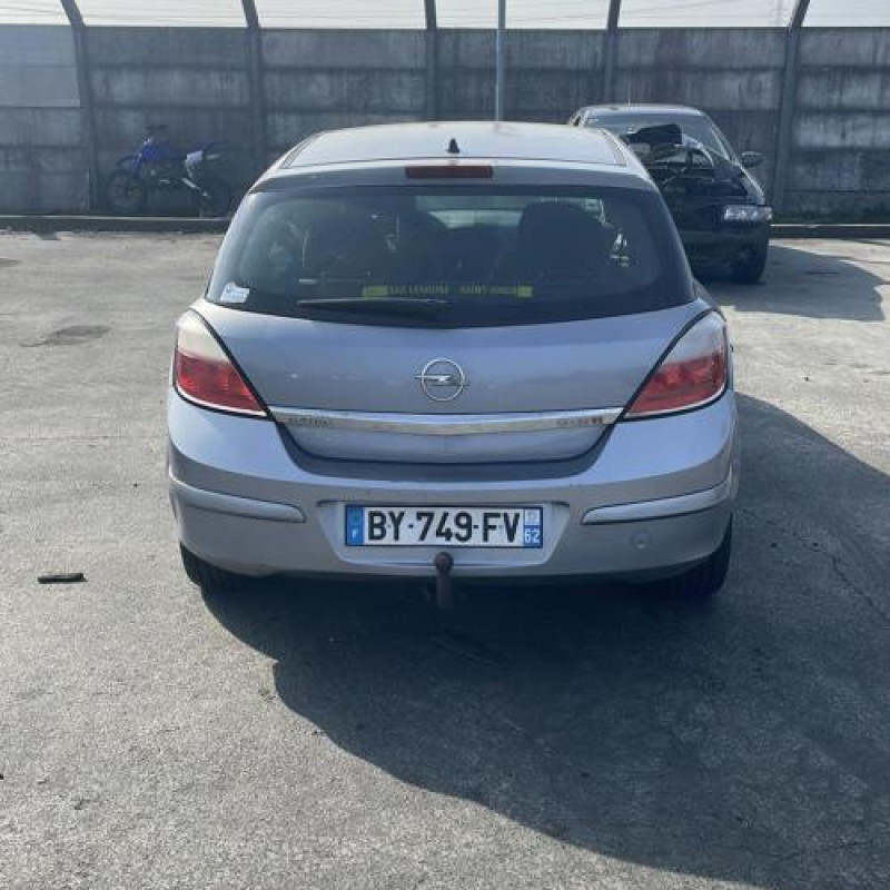 Porte avant droit OPEL ASTRA H Photo n°10