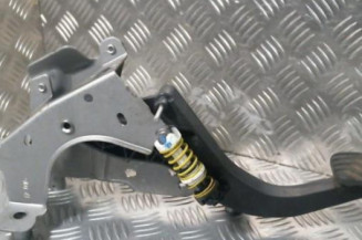Pedale d'embrayage RENAULT MEGANE 4