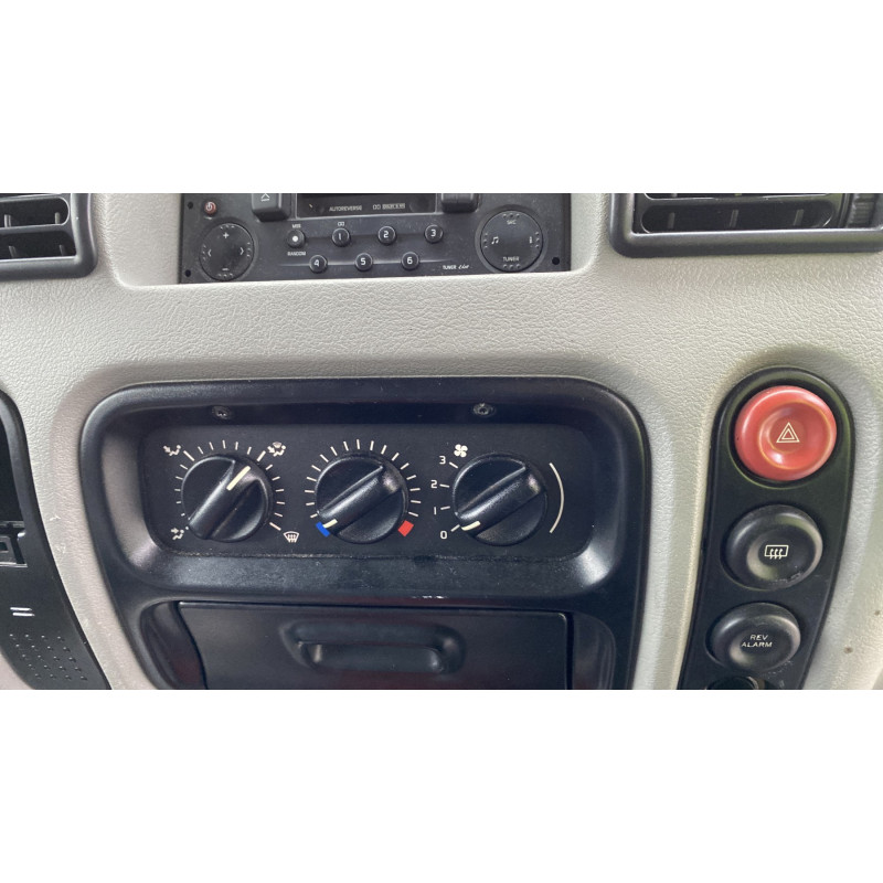 Compresseur clim RENAULT MASTER 2 Photo n°13