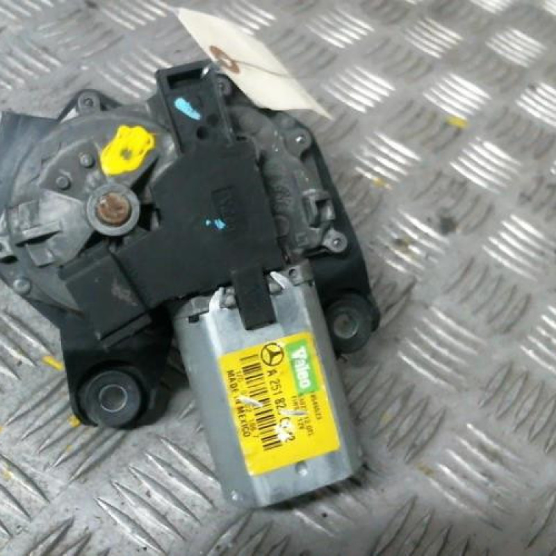 Moteur essuie glace arriere MERCEDES CLASSE M 164 Photo n°2