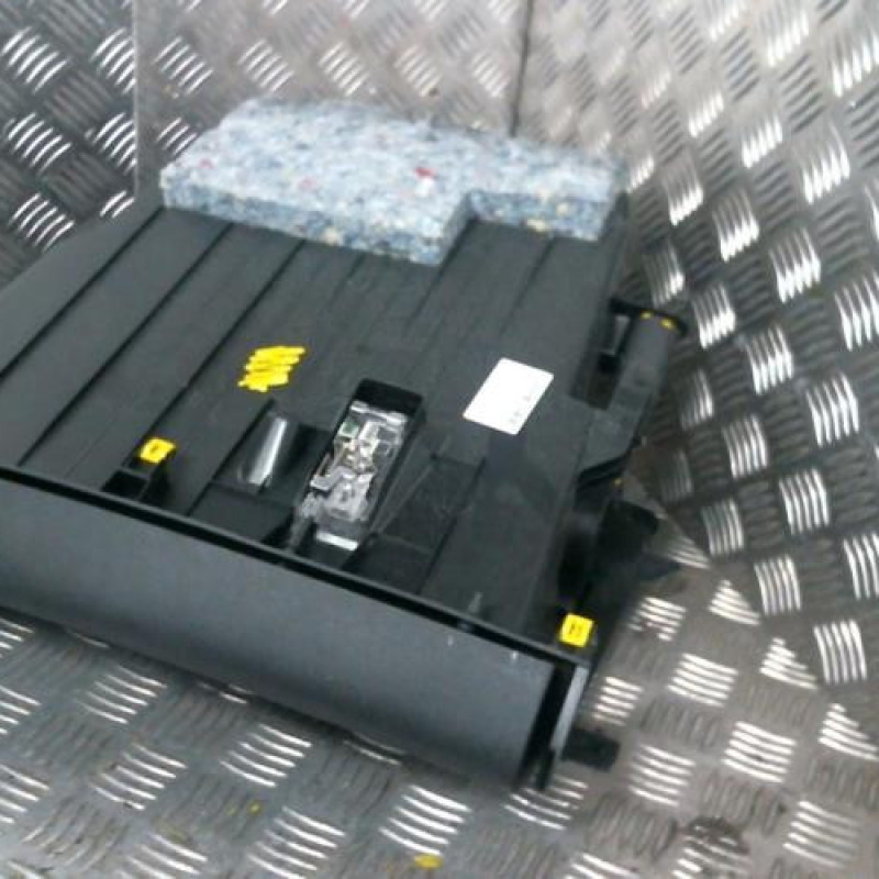 Boite a gants RENAULT MEGANE 4 Photo n°3