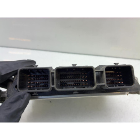 Calculateur moteur PEUGEOT 206