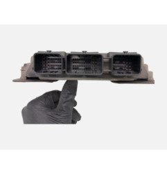Calculateur moteur PEUGEOT 308 1