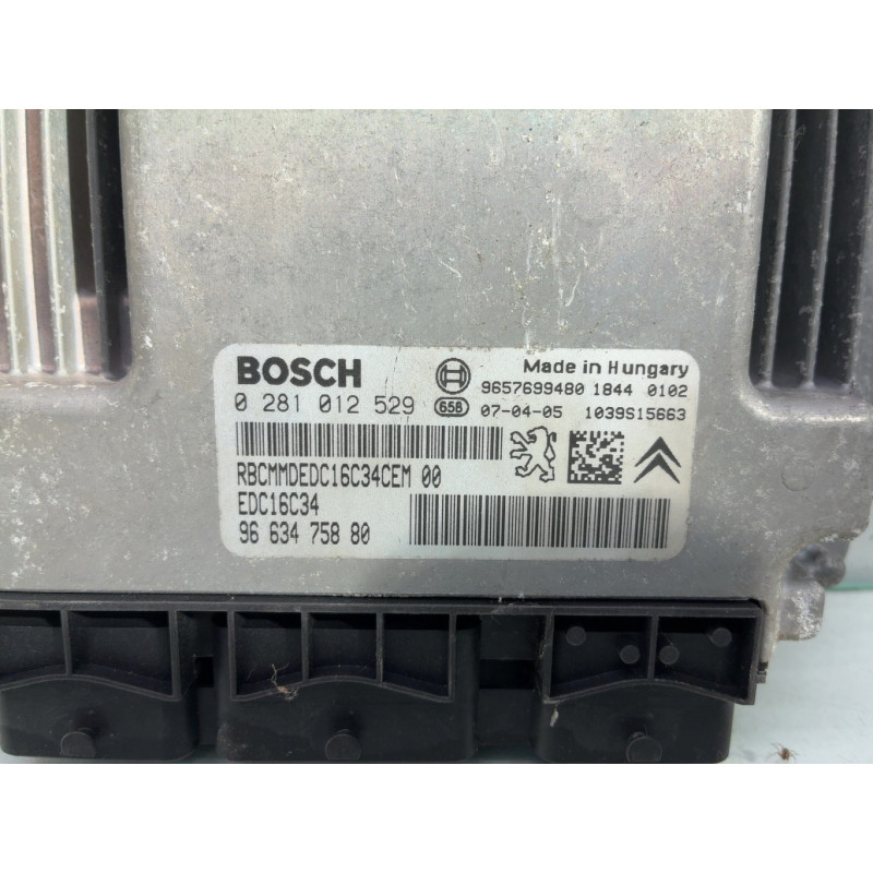 Calculateur moteur PEUGEOT 207 Photo n°2