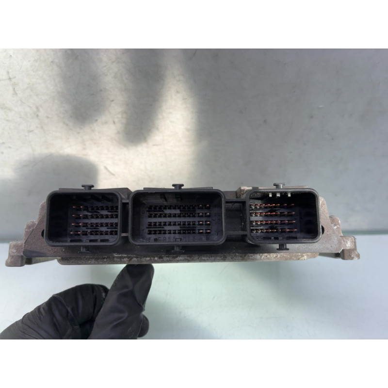 Calculateur moteur PEUGEOT 207 Photo n°3