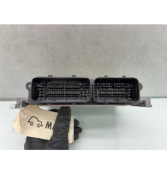 Calculateur moteur PEUGEOT 208 1
