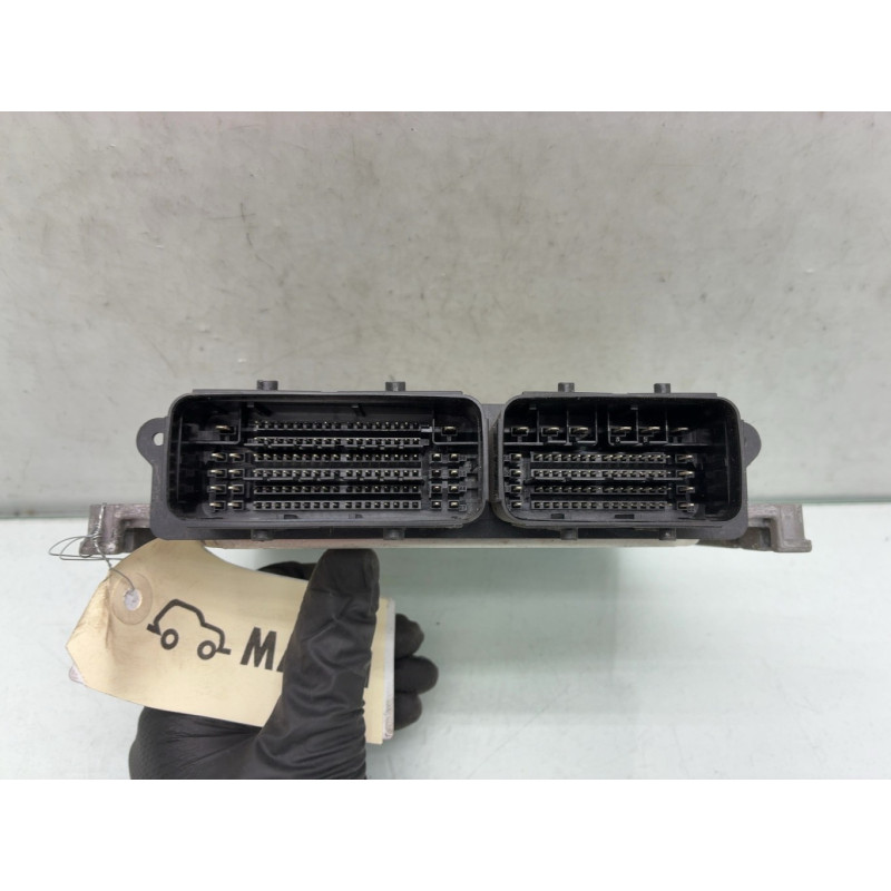 Calculateur moteur PEUGEOT 208 1 Photo n°3