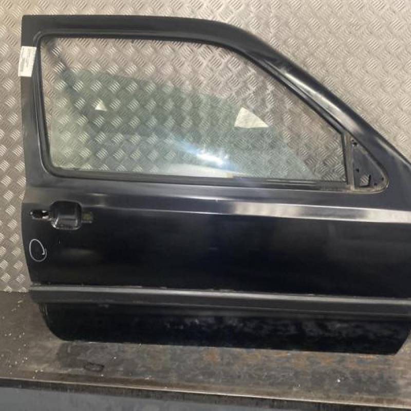 Porte avant droit VOLKSWAGEN GOLF 3 Photo n°1