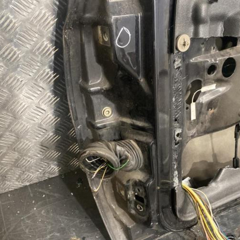 Porte avant droit VOLKSWAGEN GOLF 3 Photo n°7