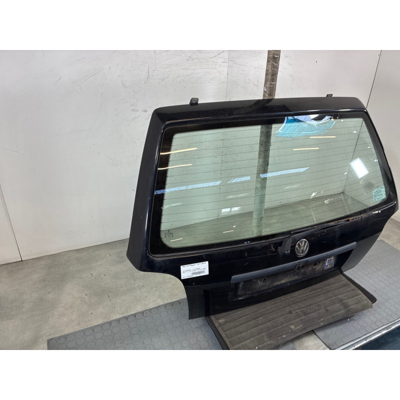 Malle/Hayon arriere VOLKSWAGEN GOLF 3 Photo n°3