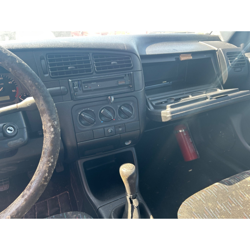 Malle/Hayon arriere VOLKSWAGEN GOLF 3 Photo n°7