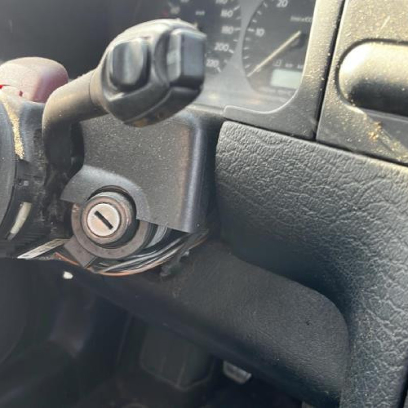 Air bag conducteur VOLKSWAGEN GOLF 3 Photo n°9