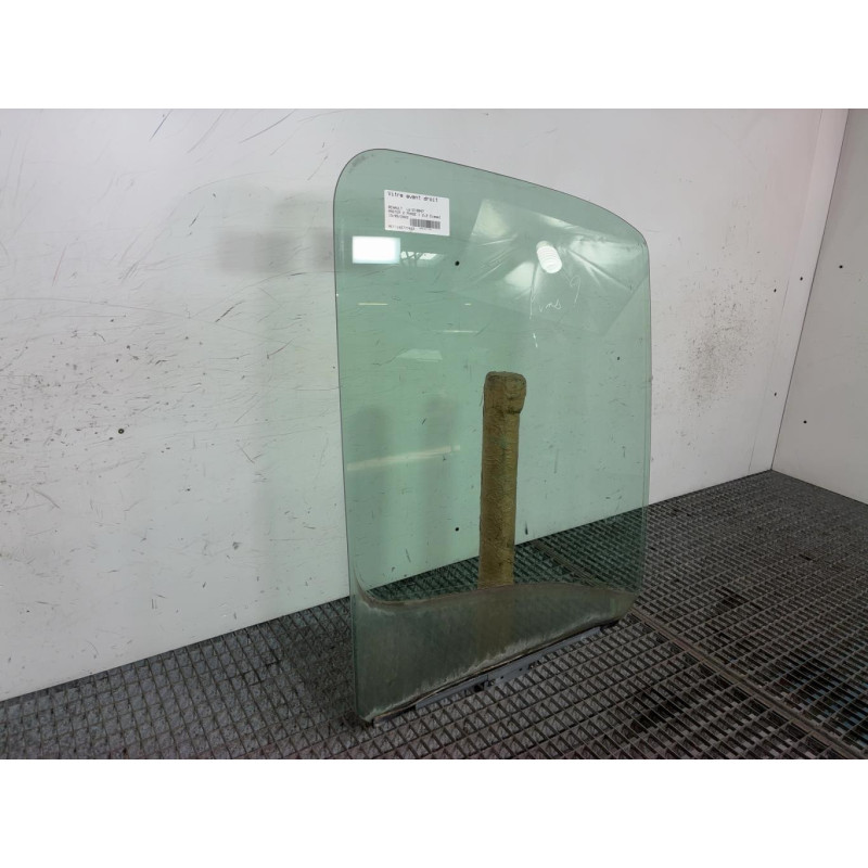 Vitre avant droit RENAULT MASTER 2 Photo n°3