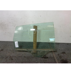 Vitre arriere droit VOLKSWAGEN POLO 4 Photo n°1