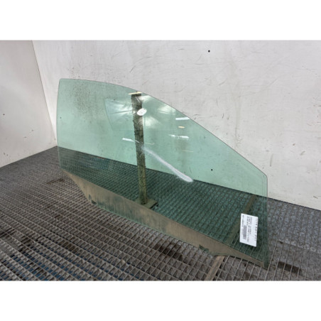 Vitre avant droit MERCEDES CLASSE A 169