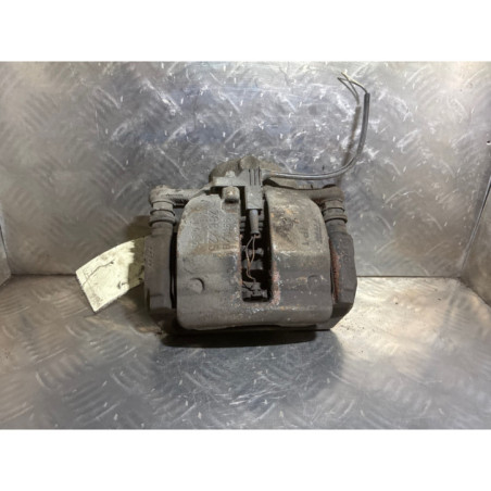 Etrier avant gauche (freinage) MERCEDES CLASSE B 245