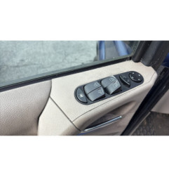 Bouton de coffre MERCEDES VIANO 639