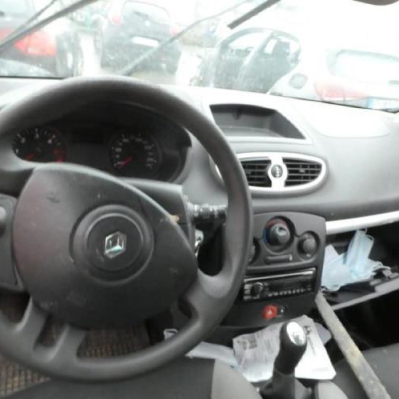 Tambour arriere gauche RENAULT CLIO 3 Photo n°10
