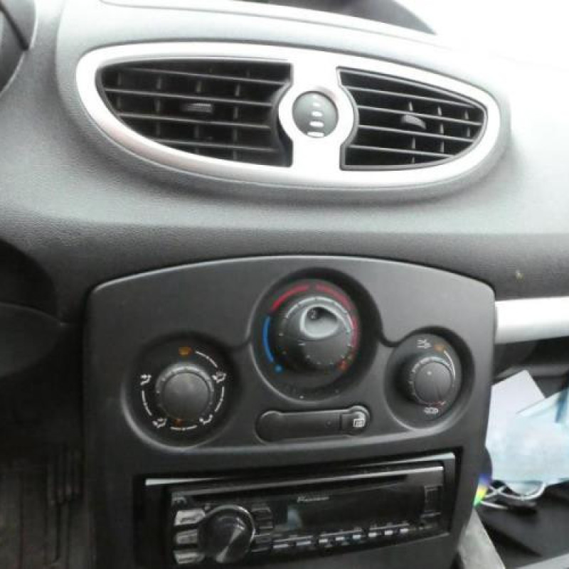 Tambour arriere gauche RENAULT CLIO 3 Photo n°12