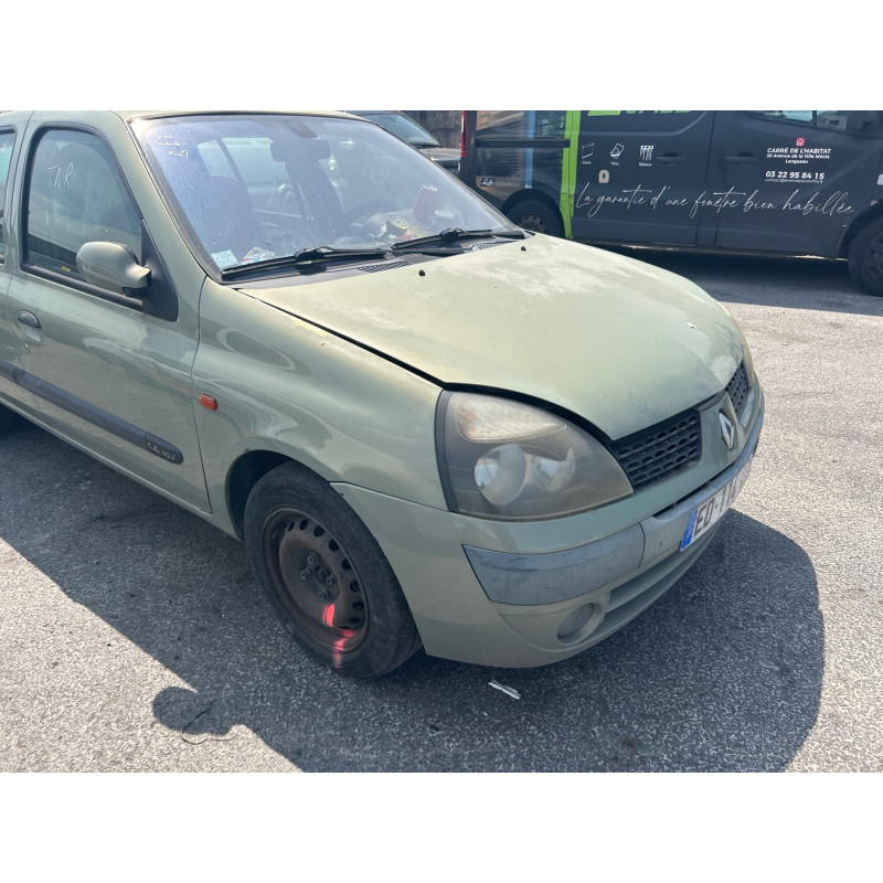 Pare boue avant droit RENAULT CLIO 2 Photo n°5