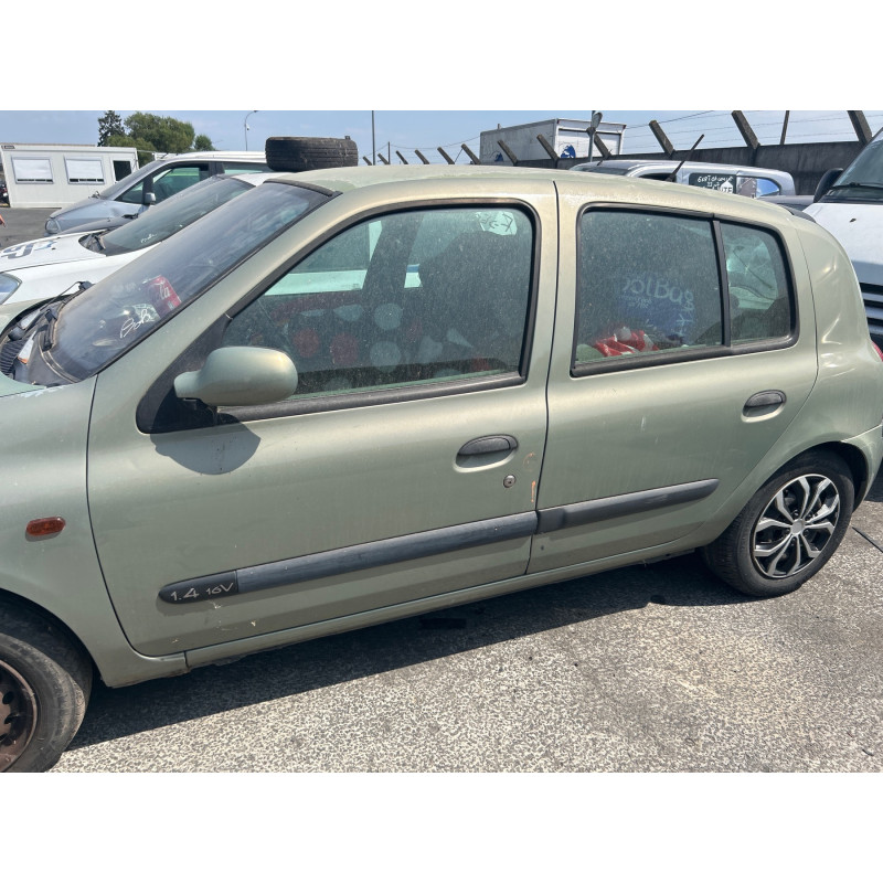 Poignee interieur arriere droit RENAULT CLIO 2 Photo n°10