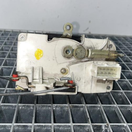 Serrure avant droit PEUGEOT 806