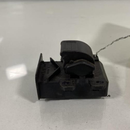Interrupteur de leve vitre avant droit HONDA JAZZ 2