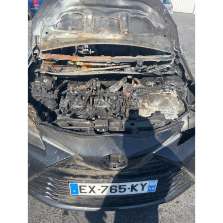 Compresseur clim TOYOTA YARIS 3 Photo n°1
