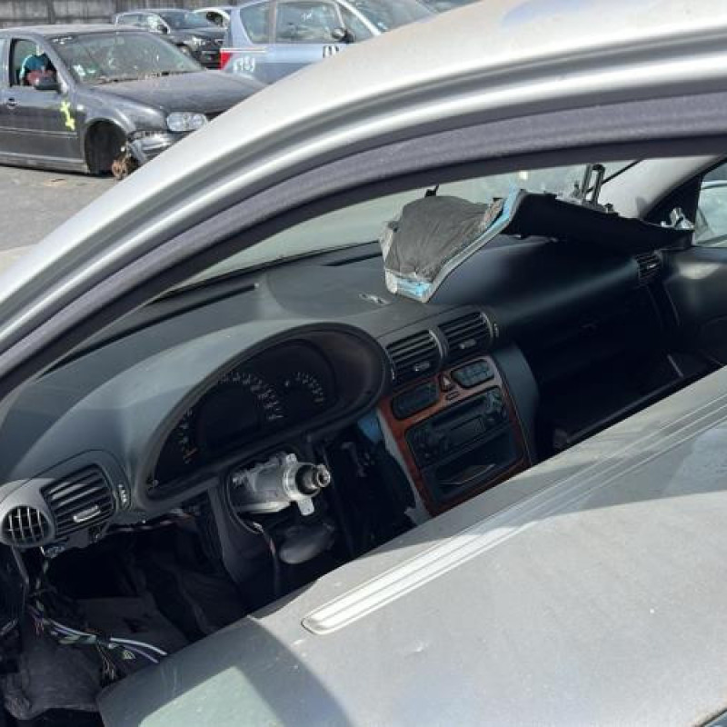 Leve vitre electrique avant droit MERCEDES CLASSE C 203 Photo n°7