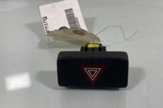 Bouton de warning NISSAN PIXO Photo n°1