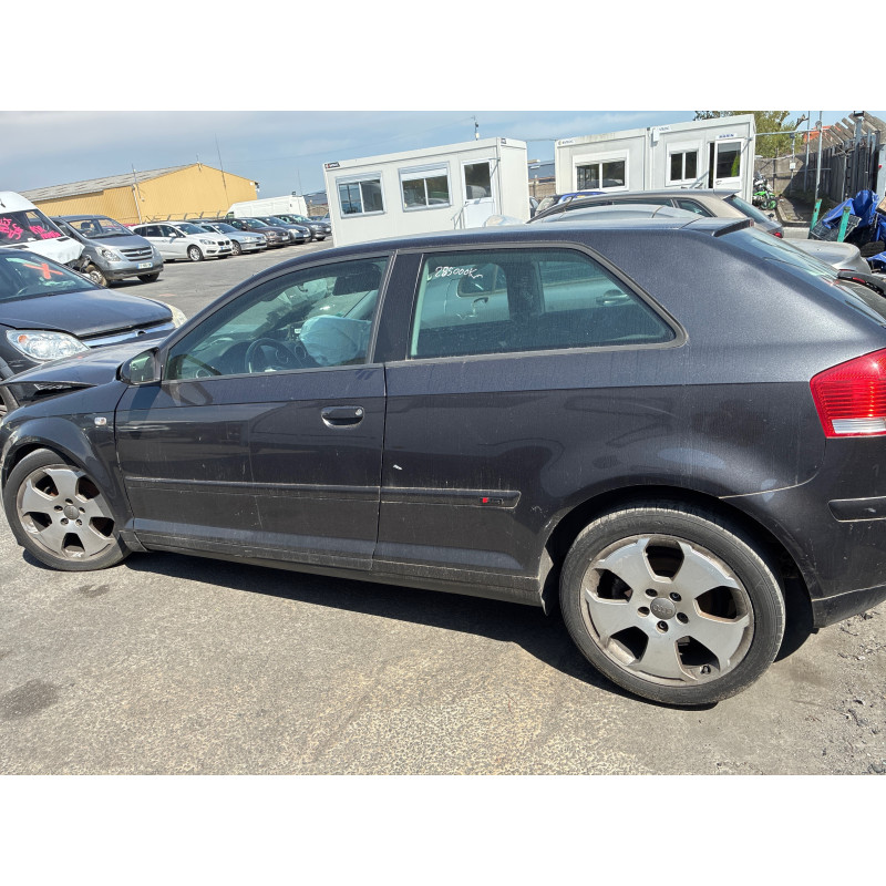 Attache ceinture avant droit AUDI A3 2 Photo n°6