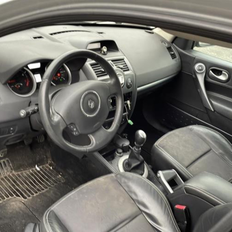 Pretensionneur de ceinture arriere gauche RENAULT MEGANE 2 Photo n°13