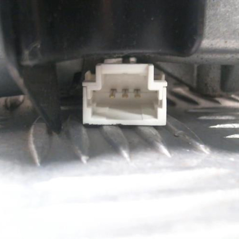 Moteur essuie glace arriere PEUGEOT 308 1 Photo n°3