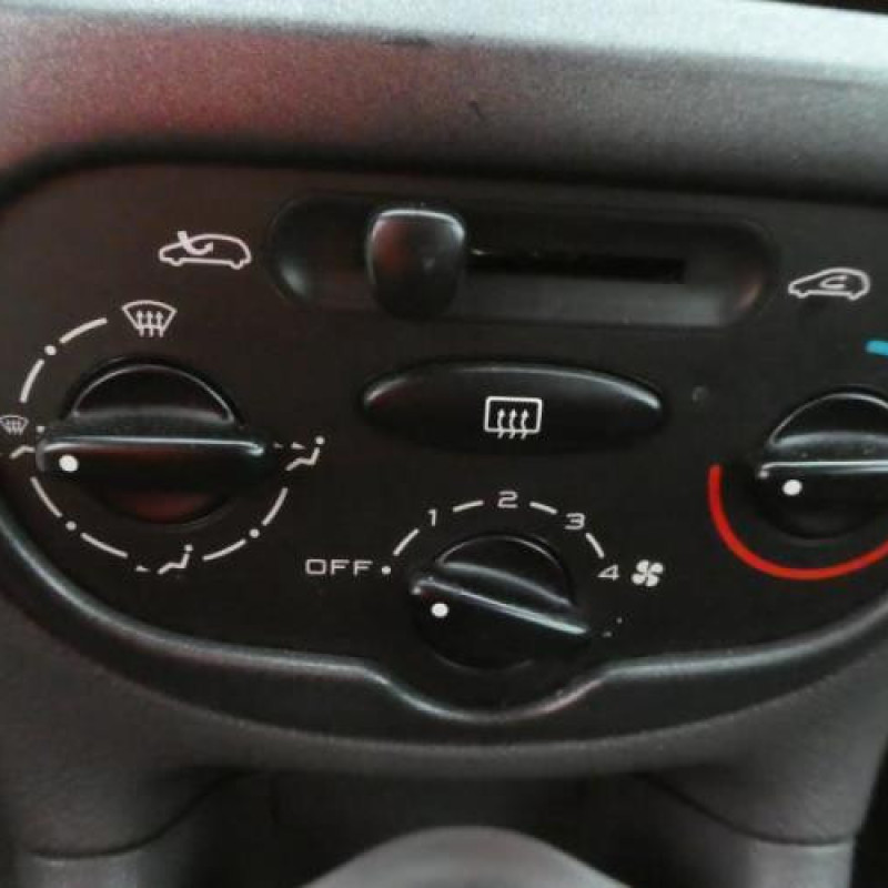 Leve vitre electrique avant droit PEUGEOT 206 Photo n°12