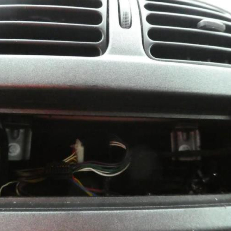 Leve vitre electrique avant droit PEUGEOT 206 Photo n°13