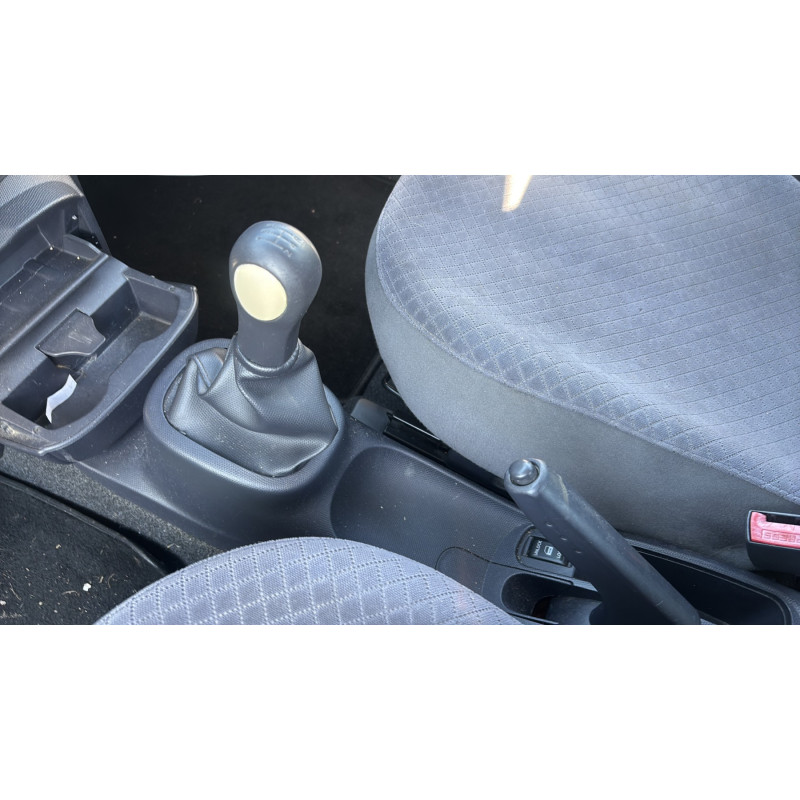 Bouton de coffre NISSAN MICRA 3 Photo n°19