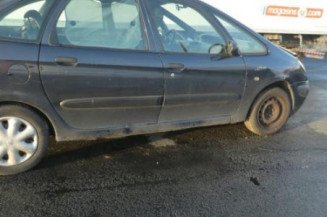 Serrure avant gauche CITROEN XSARA PICASSO
