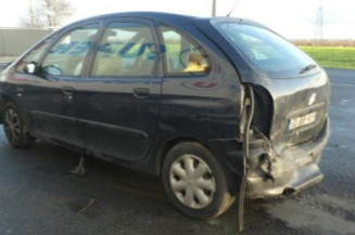 Serrure avant gauche CITROEN XSARA PICASSO