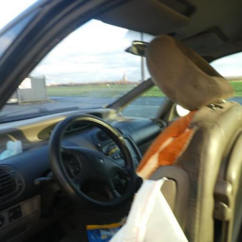 Serrure avant gauche CITROEN XSARA PICASSO Photo n°10