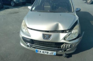 Attache ceinture avant droit PEUGEOT 307