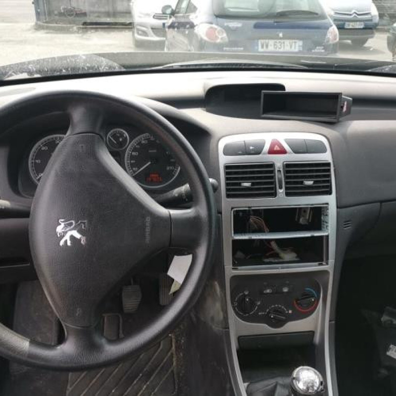 Serrure avant droit PEUGEOT 307 Photo n°9